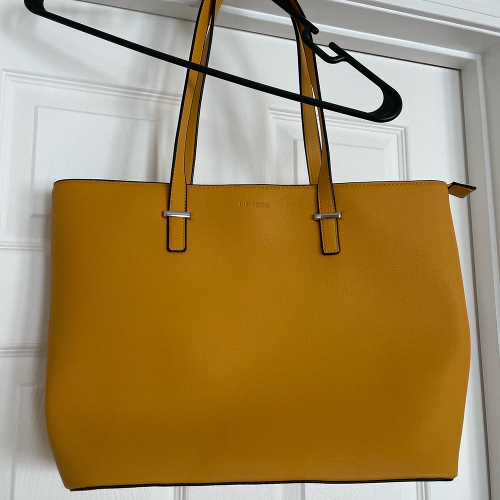 Don Donna Tote